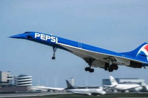 تلاش پپسی برای فتح آسمان‌ها با قوانین فیزیک!